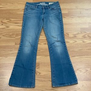 GAP | Womens Medium Wash Flared Leg Jean Size 6